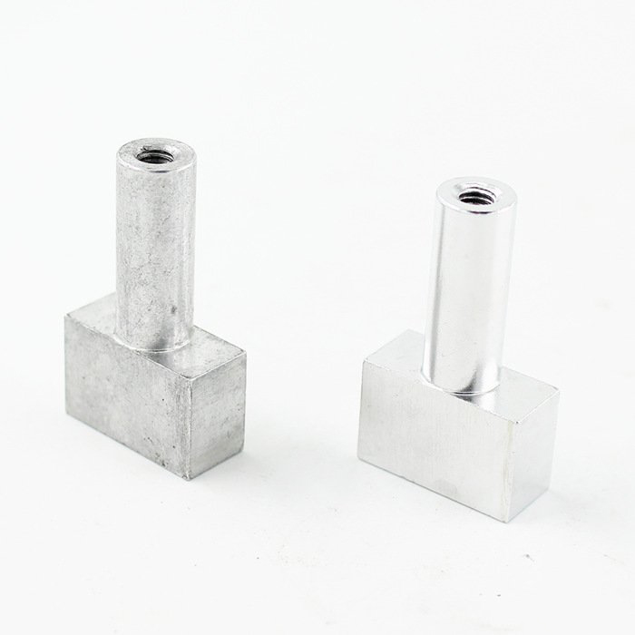 Removal of machining residues of aluminum parts/polishing of aluminum parts