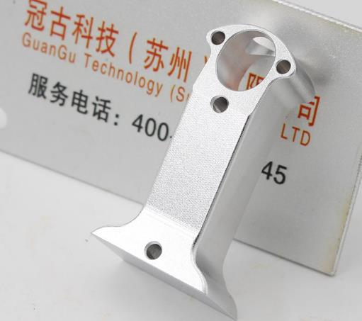 鋁制品家具配件拋光去毛刺效果